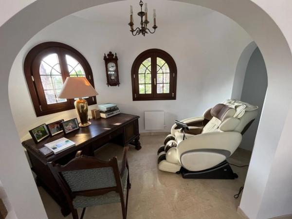 Casa independiente en calle la Llebre