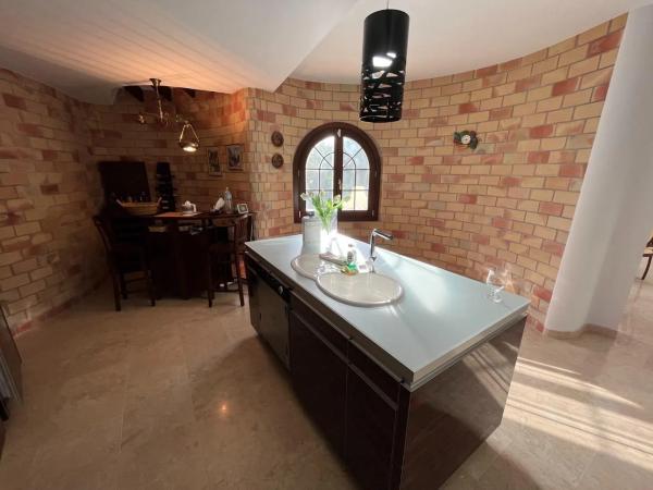 Casa independiente en calle la Llebre