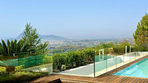 Casa independiente en calle Canna