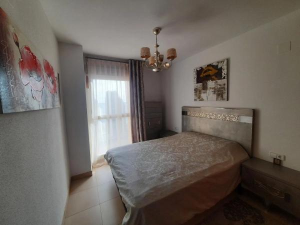 Piso en calle Presidente Adolfo Suárez, 4