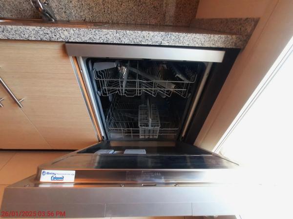 Piso en calle Presidente Adolfo Suárez, 4