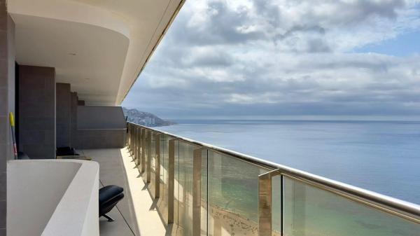 Ático en Playa de Poniente