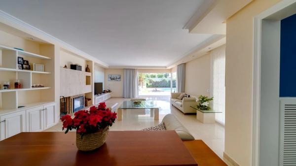 Casa independiente en calle de Nápoles