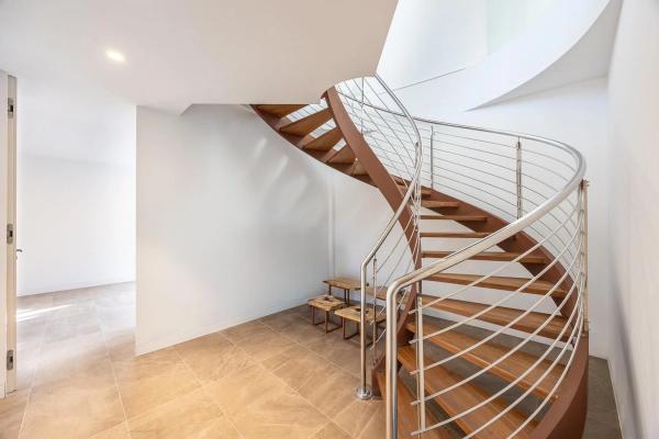 Casa independiente en calle Praga