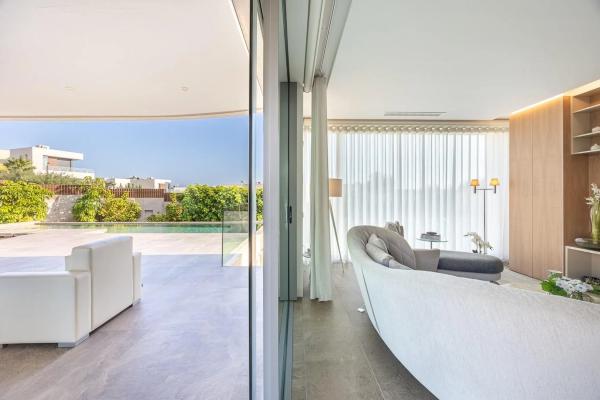 Casa independiente en calle Praga