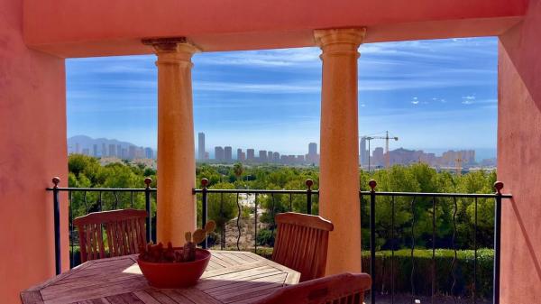 Casa independiente en calle Isla Ibiza