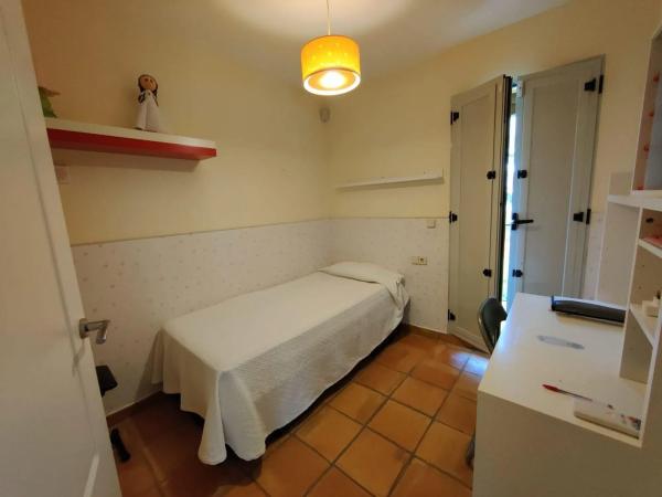 Chalet adosado en calle Isla Mallorca