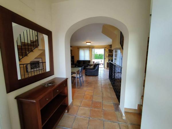 Chalet adosado en calle Isla Mallorca