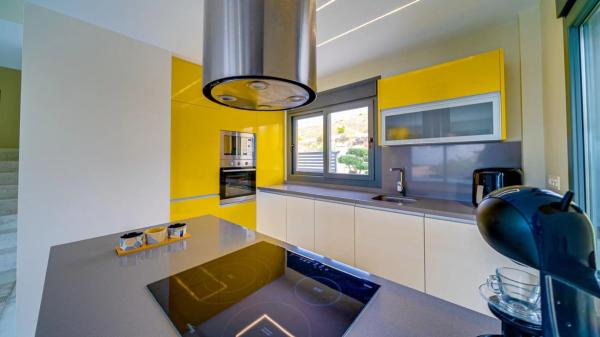 Casa independiente en avenida de Granada