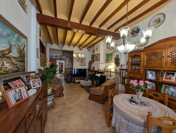 Chalet pareado en calle Major