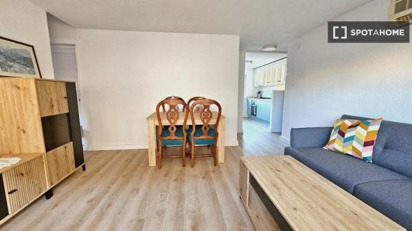 Room in shared apartment in 500 Viviendas, Almeria