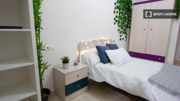Room in shared apartment in Salamanca