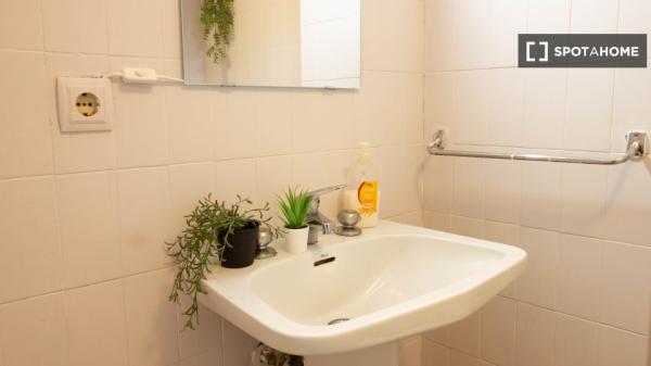 Habitación en piso compartido en Salamanca