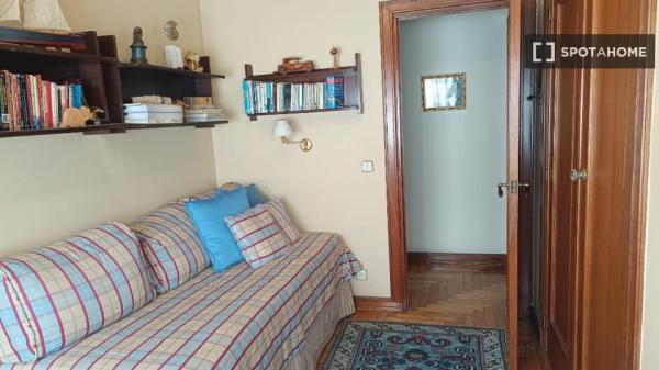 Habitación en piso compartido en Vigo