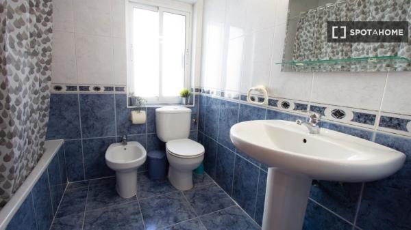 Room in shared apartment in Salamanca