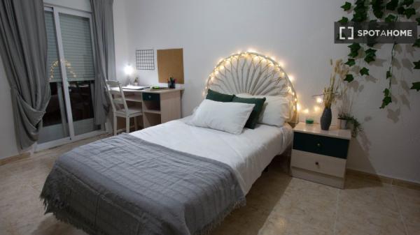 Room in shared apartment in Salamanca