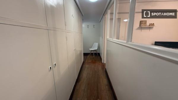 Piso en alquiler de 3 habitaciones en Uribarri, Bilbao