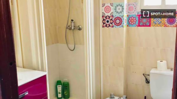 2-Zimmer-Wohnung zur Miete in En Corts, Valencia