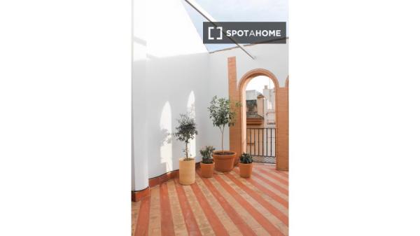 1-Zimmer-Wohnung zur Miete in Triana, Sevilla.