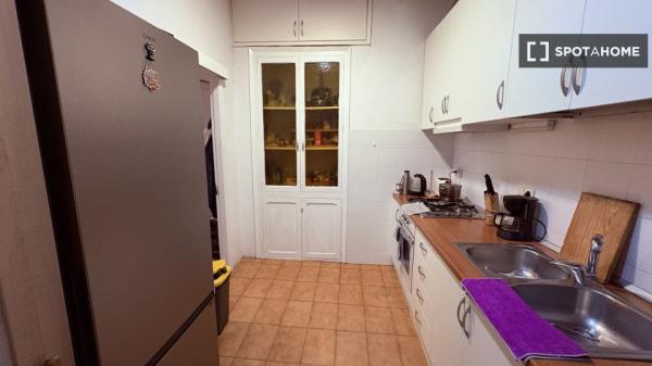 Zimmer in einer Wohngemeinschaft in Barcelona