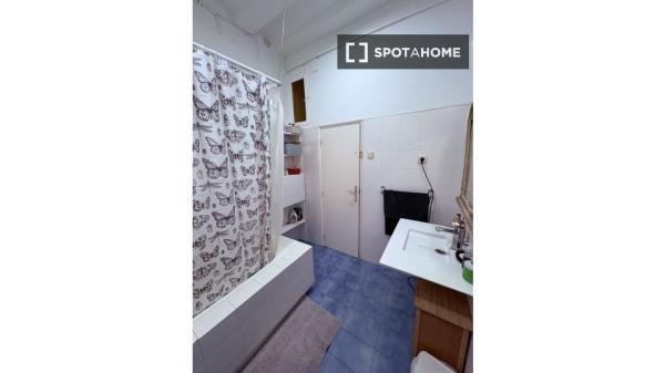 Zimmer in einer Wohngemeinschaft in Barcelona