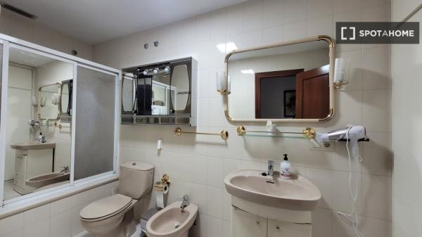 Apartamento de 2 dormitorios en alquiler en Ronda, Málaga