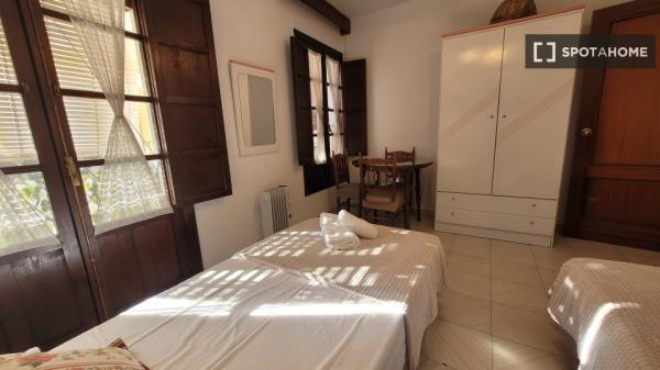 Apartamento de 2 dormitorios en alquiler en Ronda, Málaga