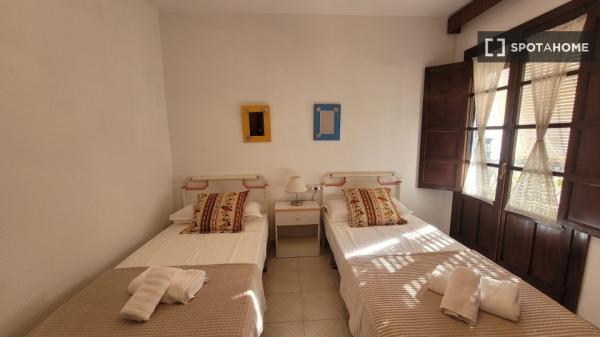 Apartamento de 2 dormitorios en alquiler en Ronda, Málaga