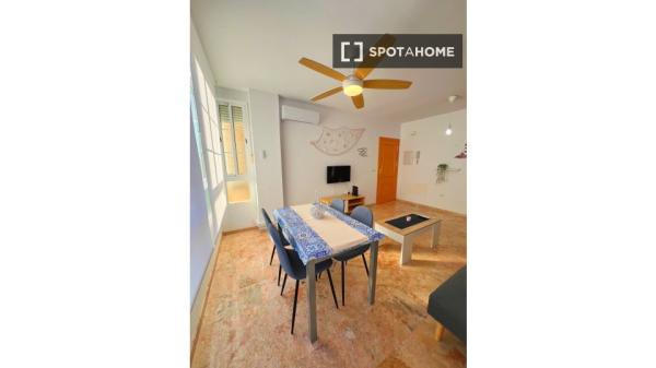 Mieszkanie 2-pokojowe do wynajęcia w Torrox, Malaga