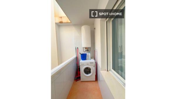 Mieszkanie 2-pokojowe do wynajęcia w Torrox, Malaga