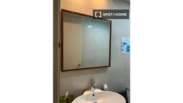 Zimmer in einer 4-Zimmer-WG in Sant Pere Santa Caterina