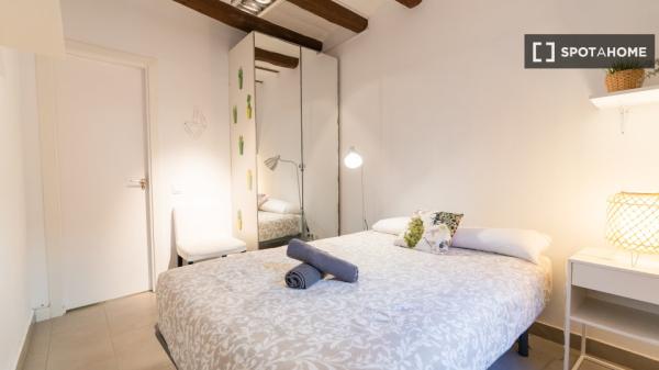 Zimmer in einer 4-Zimmer-WG in Sant Pere Santa Caterina