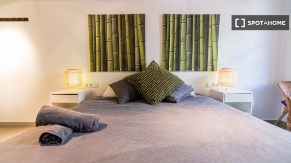 Zimmer in einer 4-Zimmer-WG in Sant Pere Santa Caterina