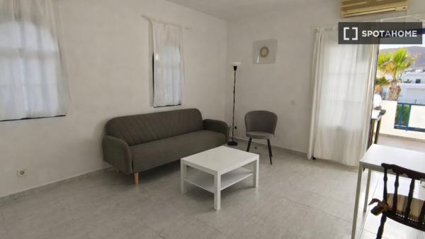Appartement 2 chambres à louer à Yaiza
