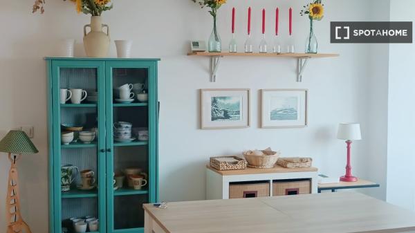 Piso de 2 dormitorios en alquiler en Santander