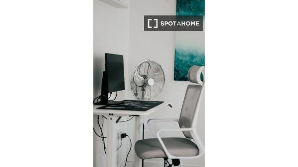 Estudio en alquiler en Pere Garau, Palma