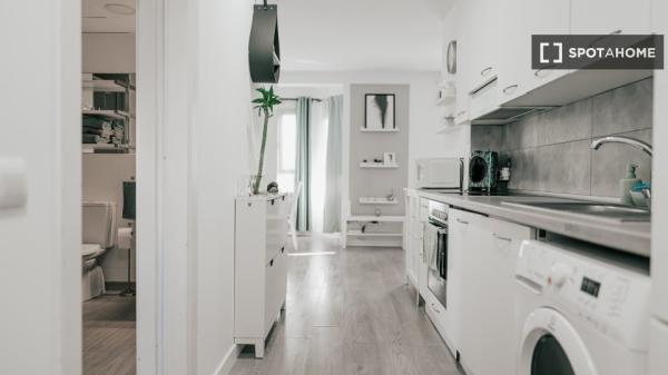 Estudio en alquiler en Pere Garau, Palma