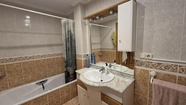 Chalet adosado en calle de Tambor Granaderos