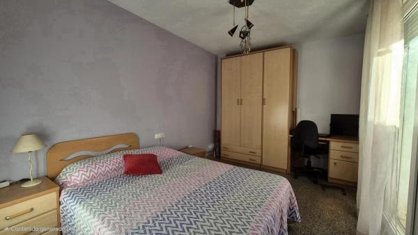 Chalet adosado en calle de Tambor Granaderos