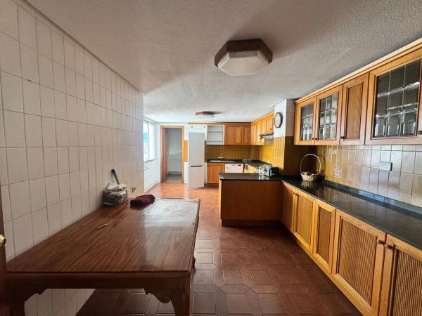 Piso en avenida Constitución, 14