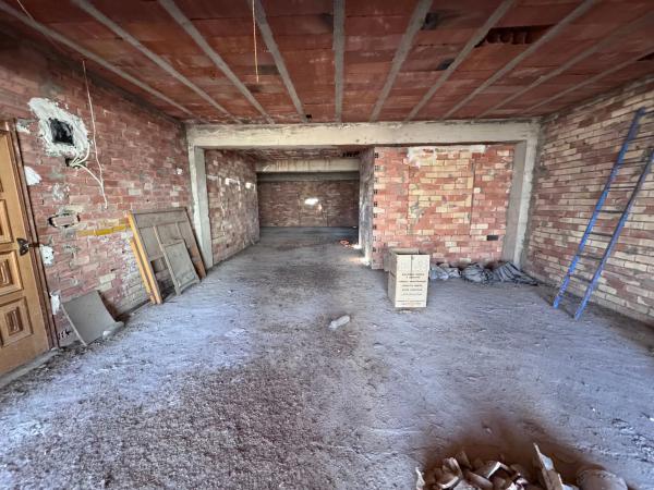 Piso en calle Menéndez Pelayo