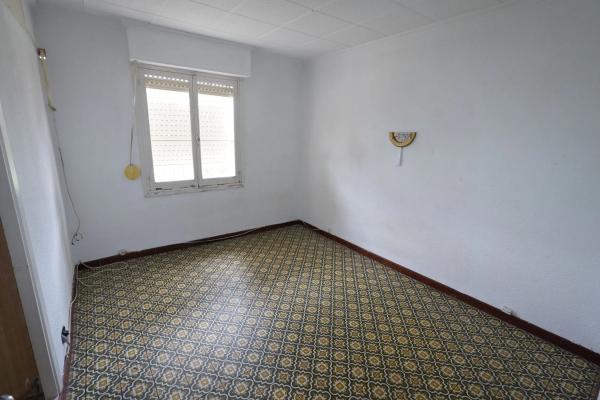 Casa independiente en plaza Poligono 4, 120