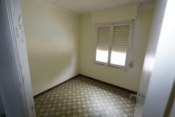 Casa independiente en plaza Poligono 4, 120