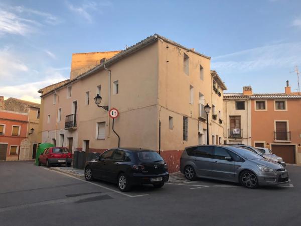 Chalet adosado en plaza de les Olles