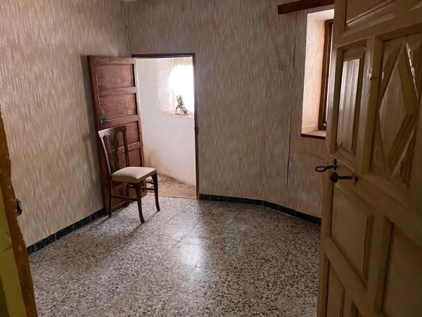 Chalet adosado en plaza de les Olles