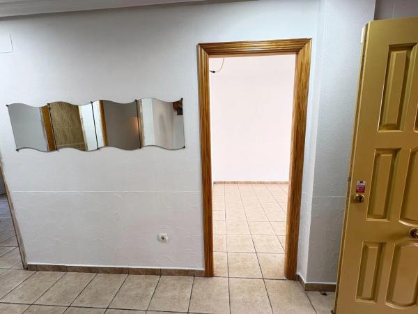 Chalet pareado en calle Juan Carlos I