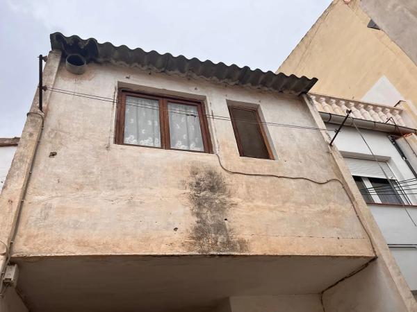 Chalet adosado en plaza Juan Izquierdo