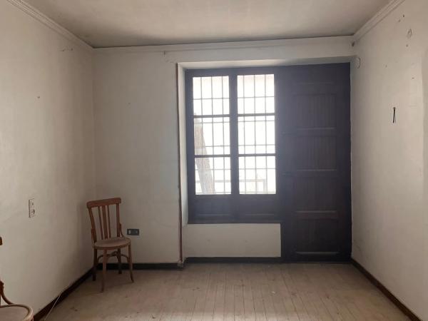 Chalet adosado en plaza Juan Izquierdo