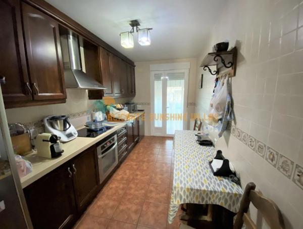 Chalet pareado en calle Miguel de Unamuno