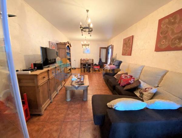 Chalet pareado en calle Miguel de Unamuno